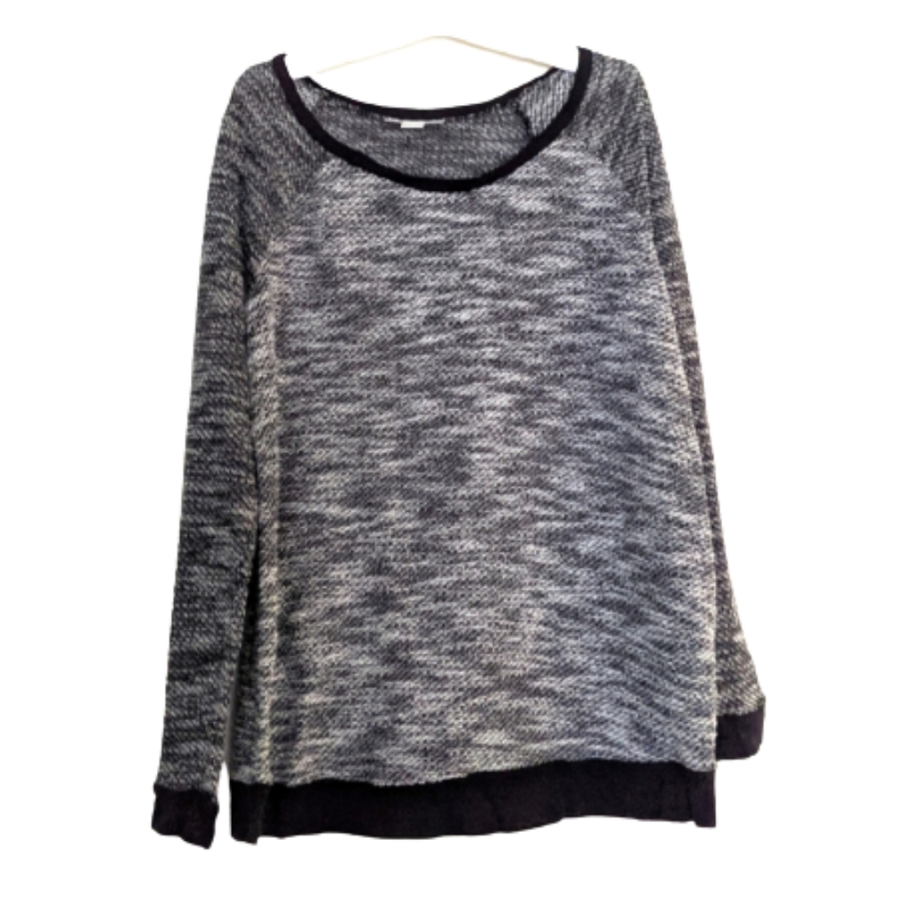 🌟 Motherhood Gray Long Sleeve Scoop Neck Knitted Sweater Size Large.